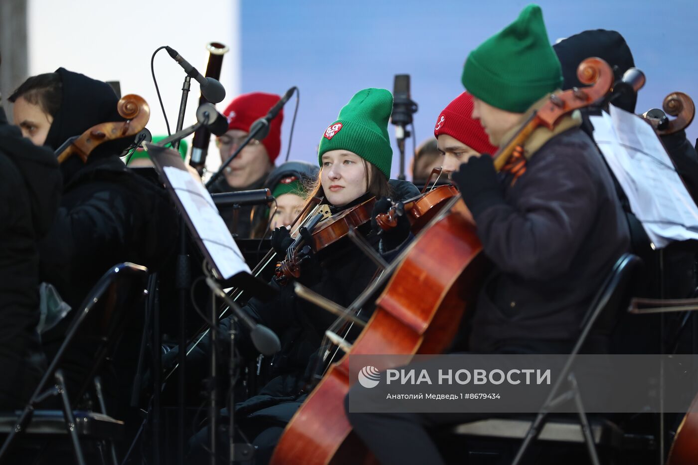 Выставка "Россия". Концерт Ильдара Абдразакова совместно с Российским национальным молодежным симфоническим оркестром