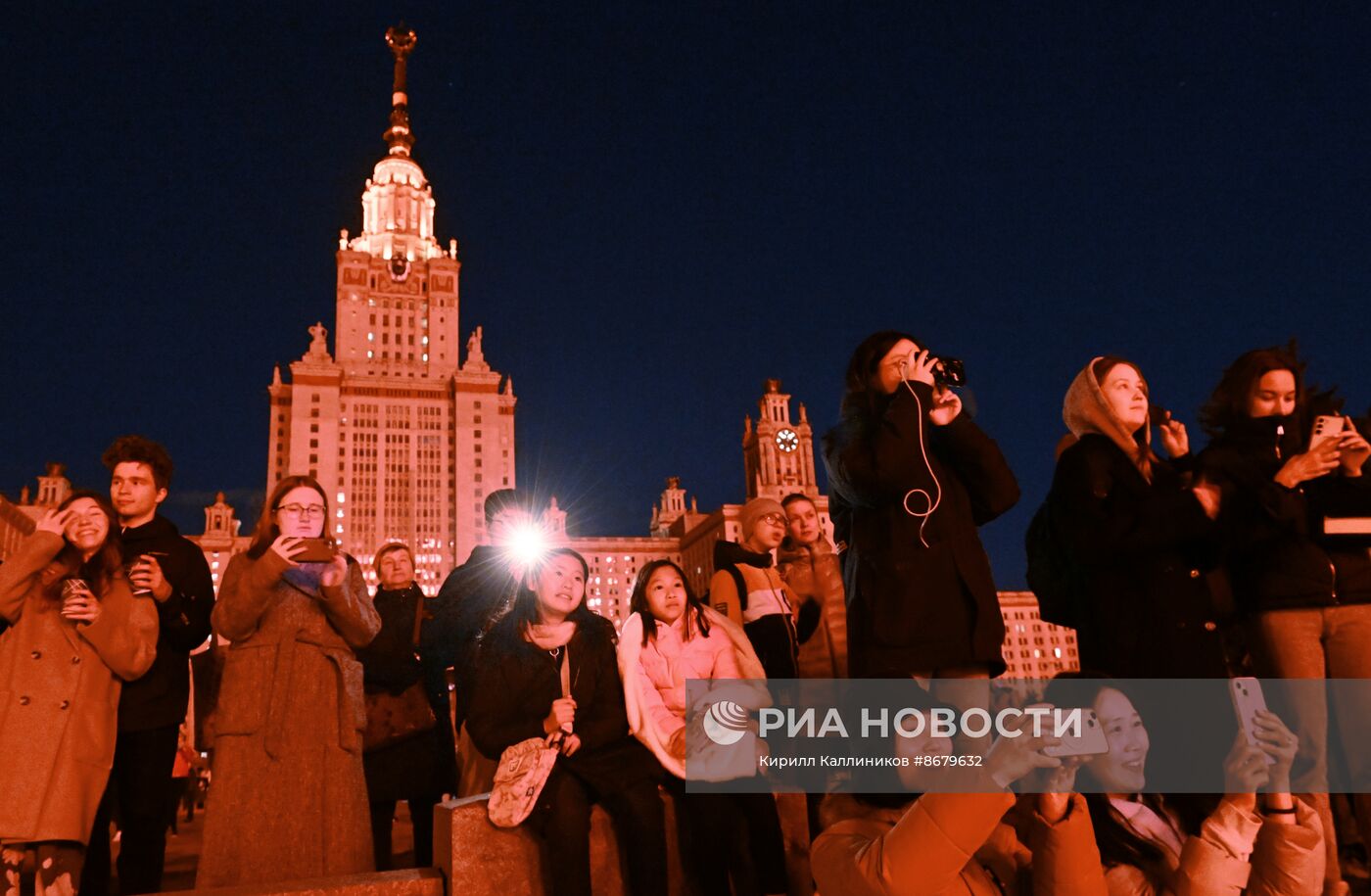 Салют в честь 79-й годовщины Победы в Великой Отечественной войне 