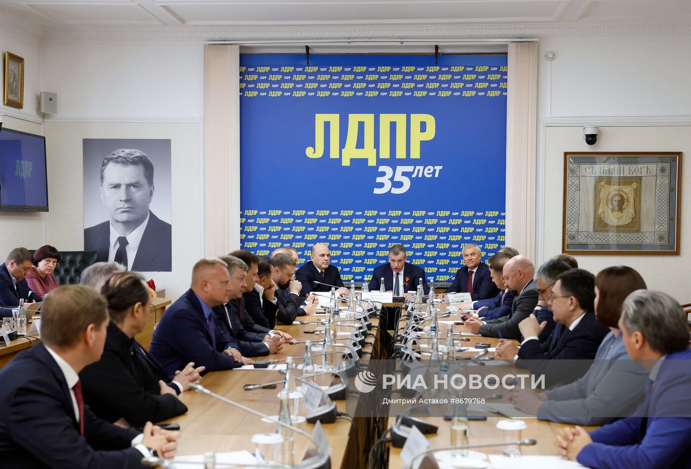 Утверждение кандидатуры председателя правительства в Госдуме РФ