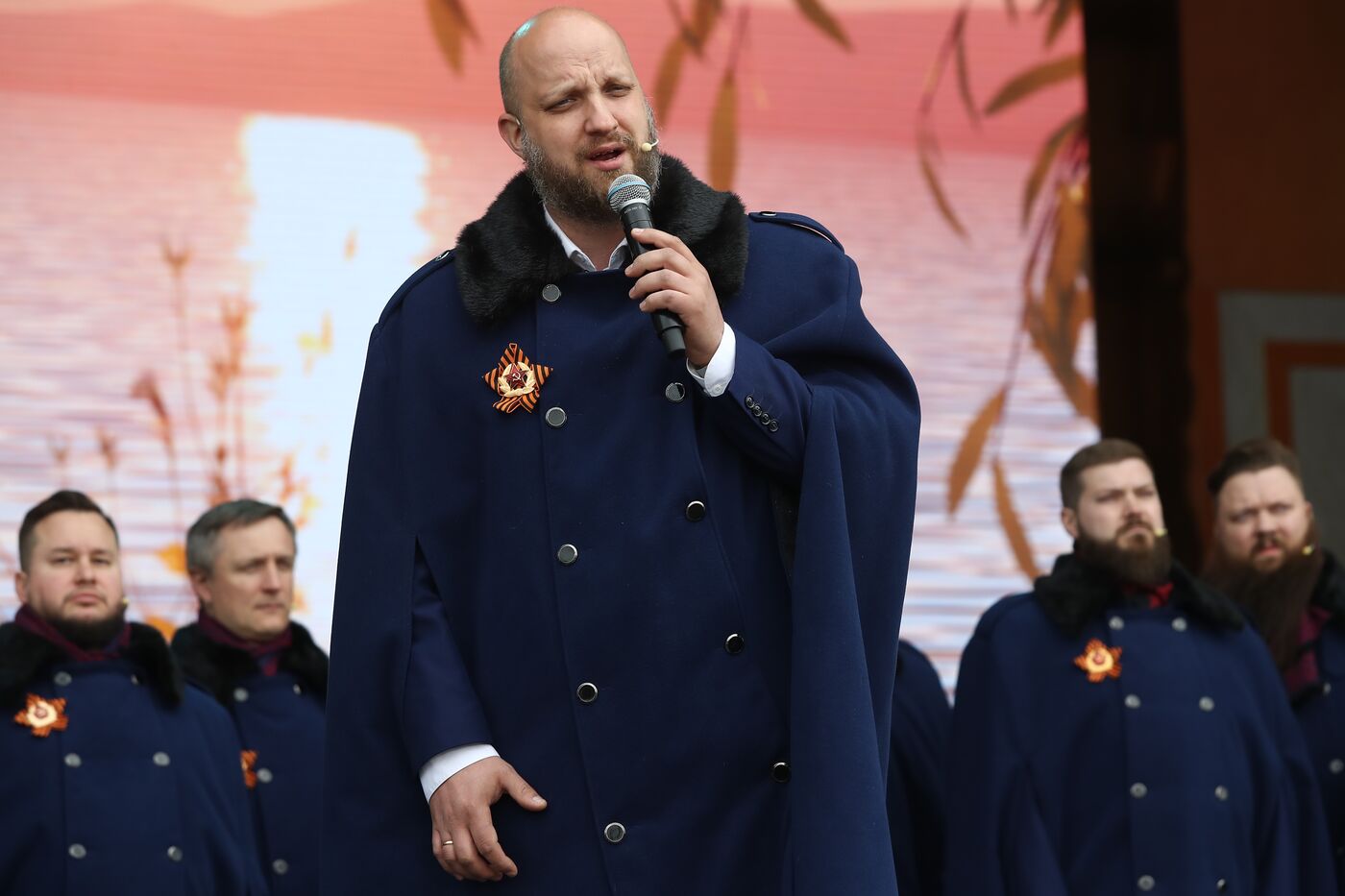 Выставка "Россия". Концерт Хора Сретенского монастыря "Песни Великой Победы"