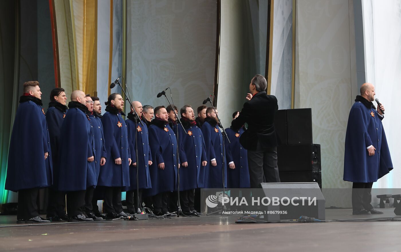 Выставка "Россия". Концерт Хора Сретенского монастыря "Песни Великой Победы"