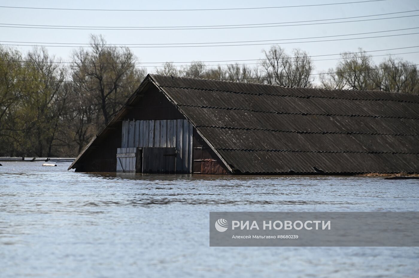 Паводок в деревне Ашеваны Омской области