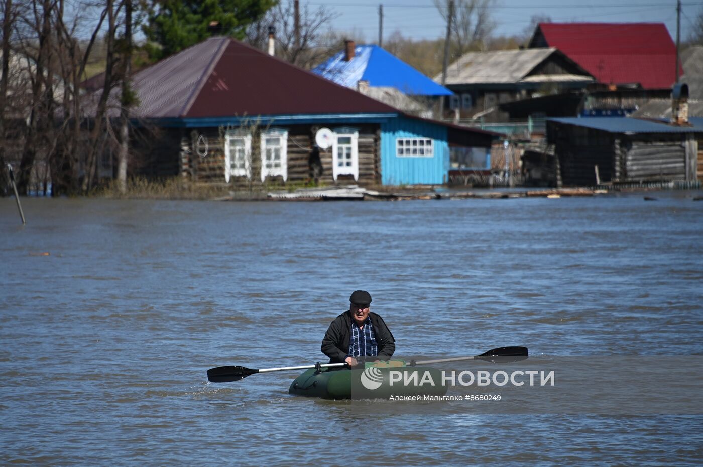 Паводок в деревне Ашеваны Омской области