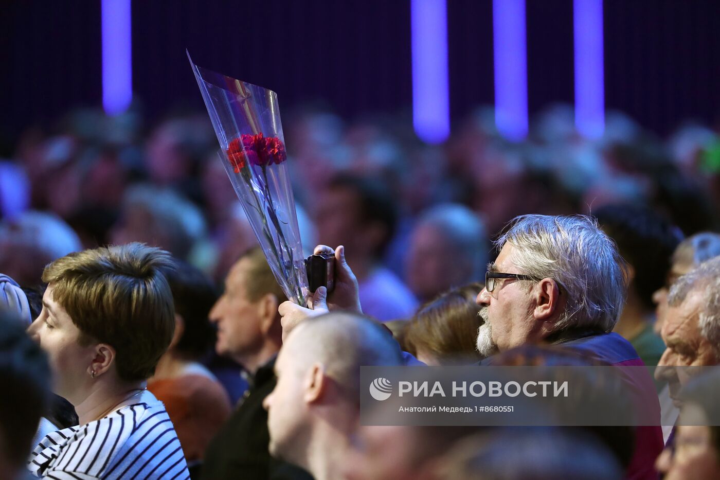 Выставка "Россия". Концерт "Великой победе посвящается..."