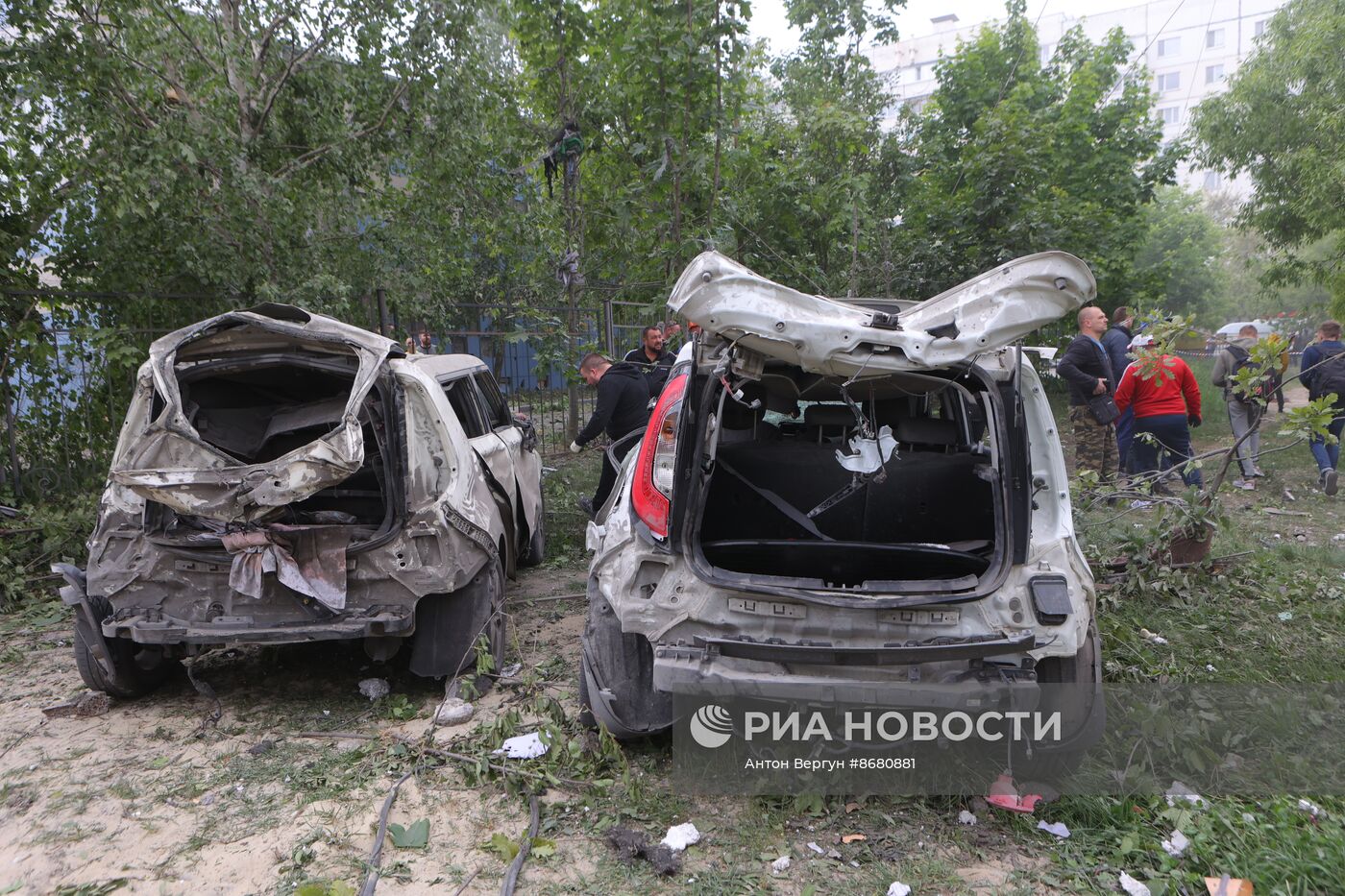 В Белгороде в результате обстрела ВСУ обрушился подъезд многоквартирного жилого дома