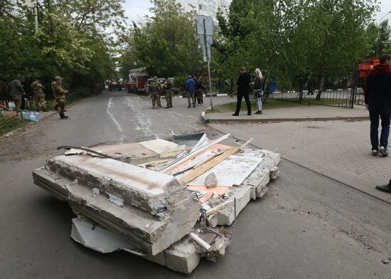 В Белгороде в результате обстрела ВСУ обрушился подъезд многоквартирного жилого дома