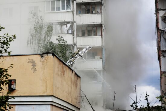 В Белгороде в результате обстрела ВСУ обрушился подъезд многоквартирного жилого дома