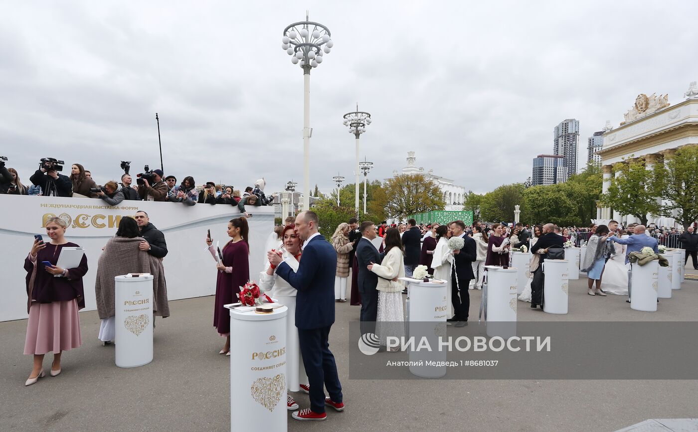 Выставка "Россия". Открытие первого Всероссийского свадебного фестиваля