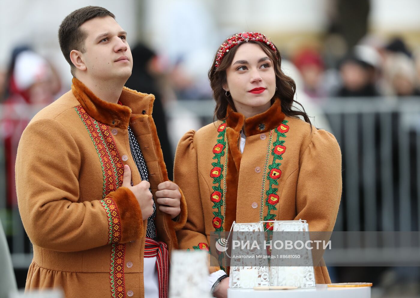 Выставка "Россия". Праздничный концерт для молодоженов в рамках Всероссийского свадебного фестиваля