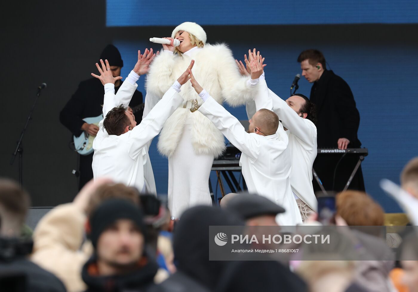 Выставка "Россия". Праздничный концерт для молодоженов в рамках Всероссийского свадебного фестиваля