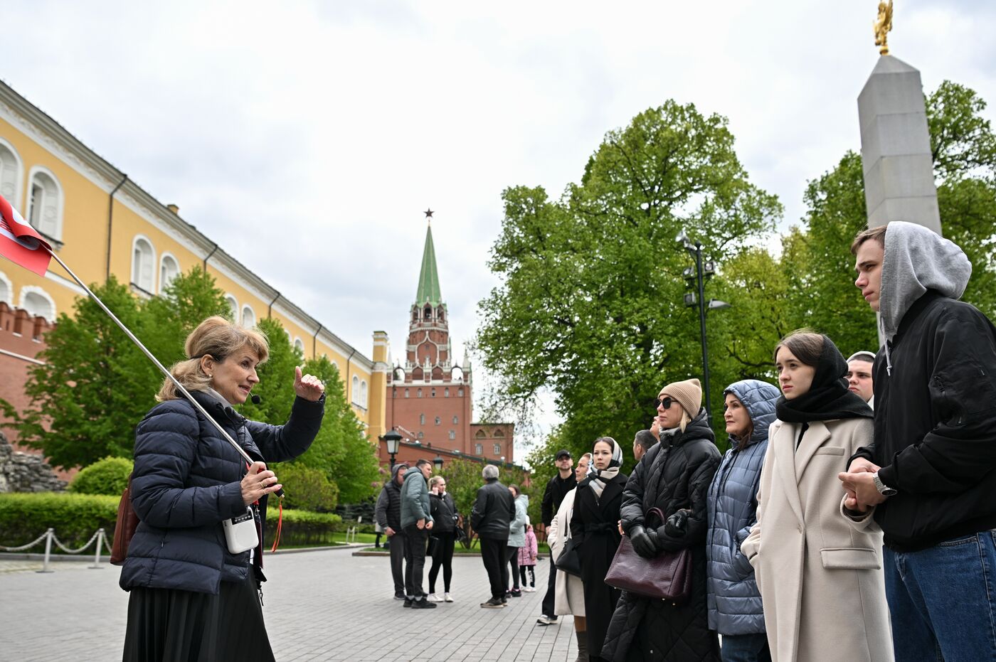 Выставка "Россия". Экскурсия для молодоженов, поженившихся на Выставке "Россия"