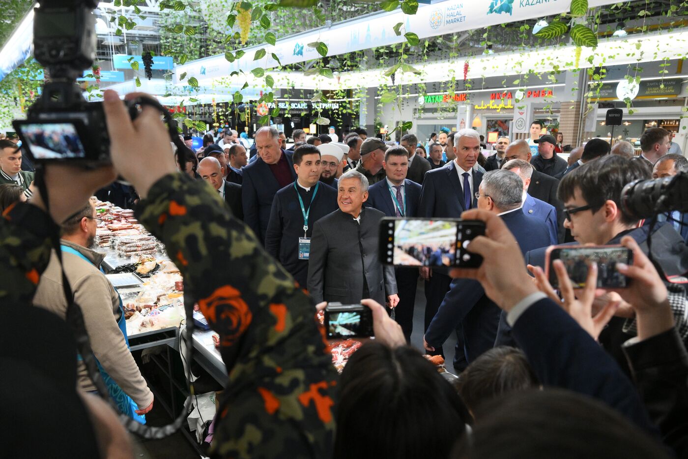 KAZANFORUM 2024. Открытие Торговой ярмарки Халяль