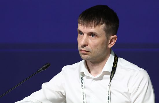 Выставка "Россия". Экспертная панель "Высокотехнологичные решения в промышленности: робототехника"