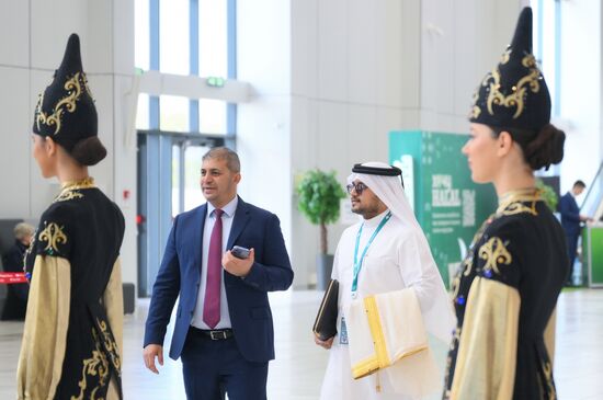 Работа форума "Россия - исламский мир: KAZANFORUM" 2024