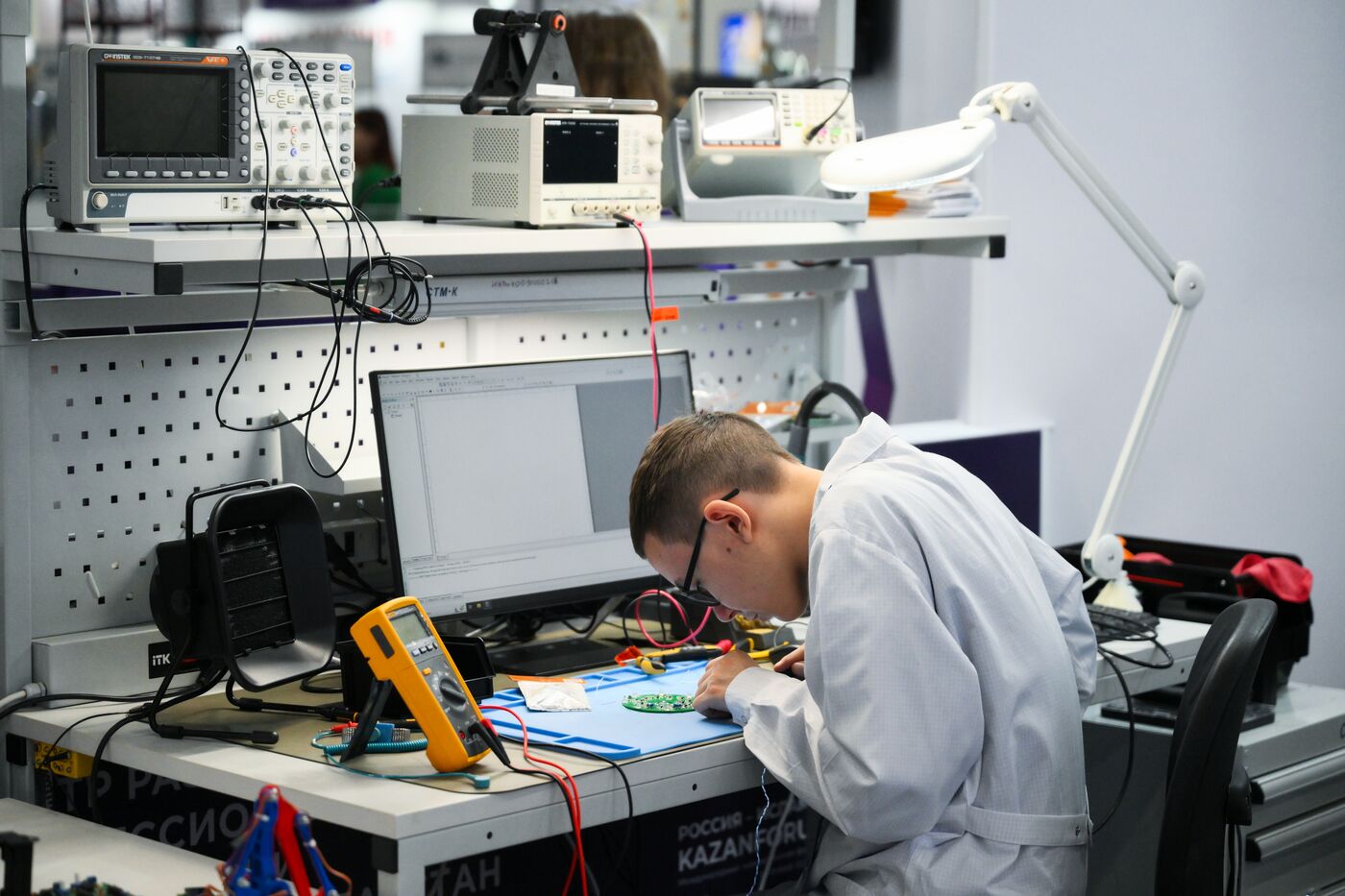 Работа форума "Россия - исламский мир: KAZANFORUM" 2024