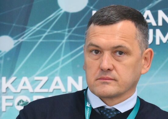 KAZANFORUM 2024. Бизнес молодых: сила сообществ в выстраивании международных культурно-экономических связей