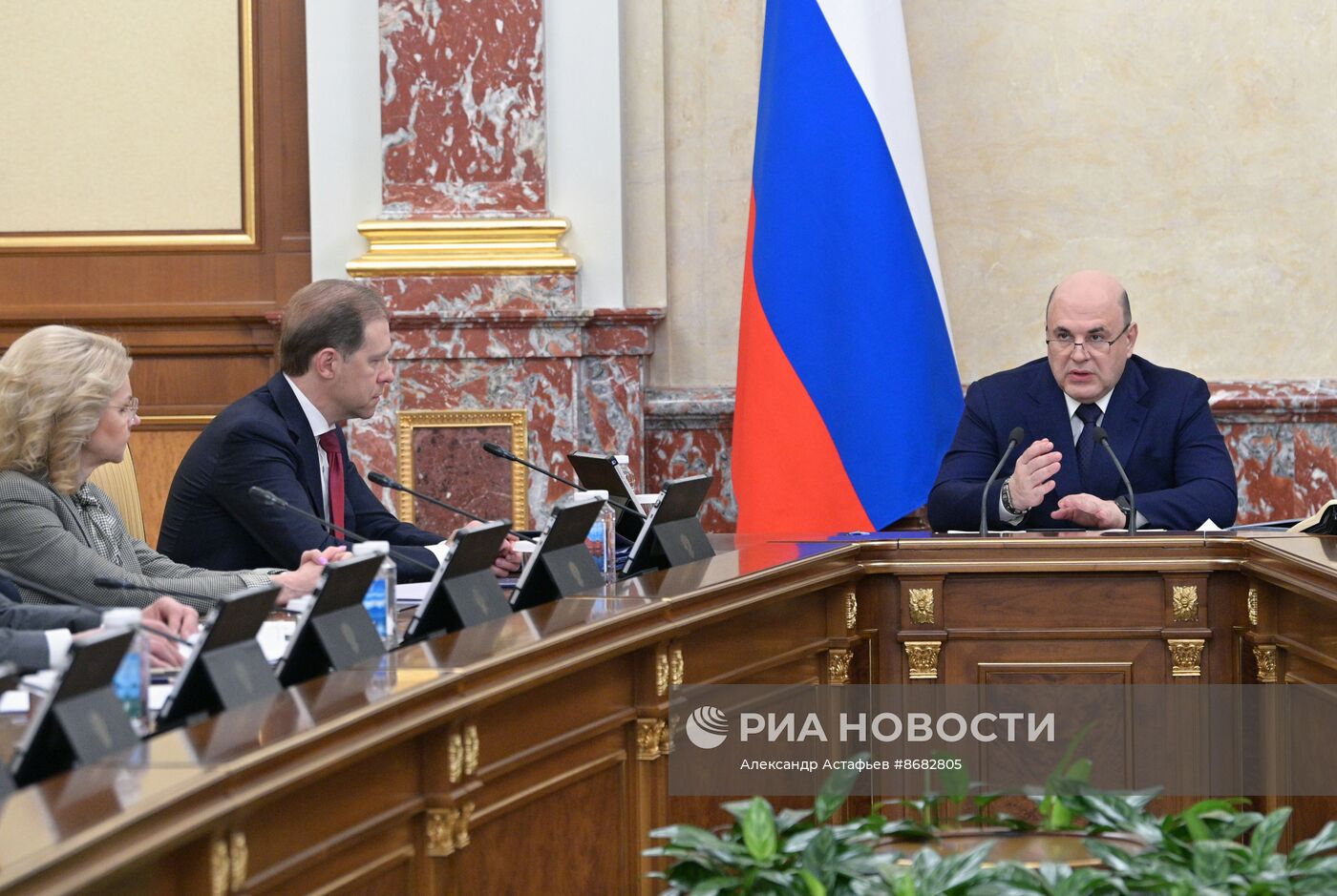 Первое заседание правительства РФ в новом составе