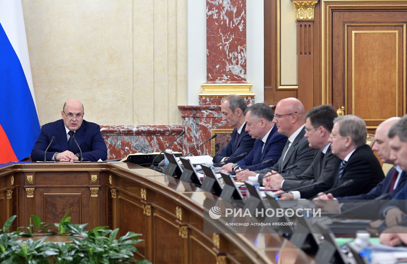 Первое заседание правительства РФ в новом составе