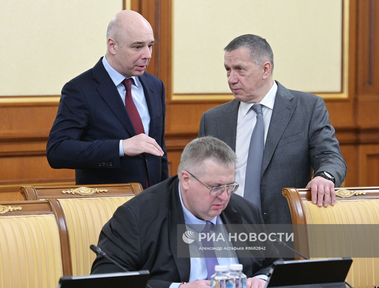 Первое заседание правительства РФ в новом составе