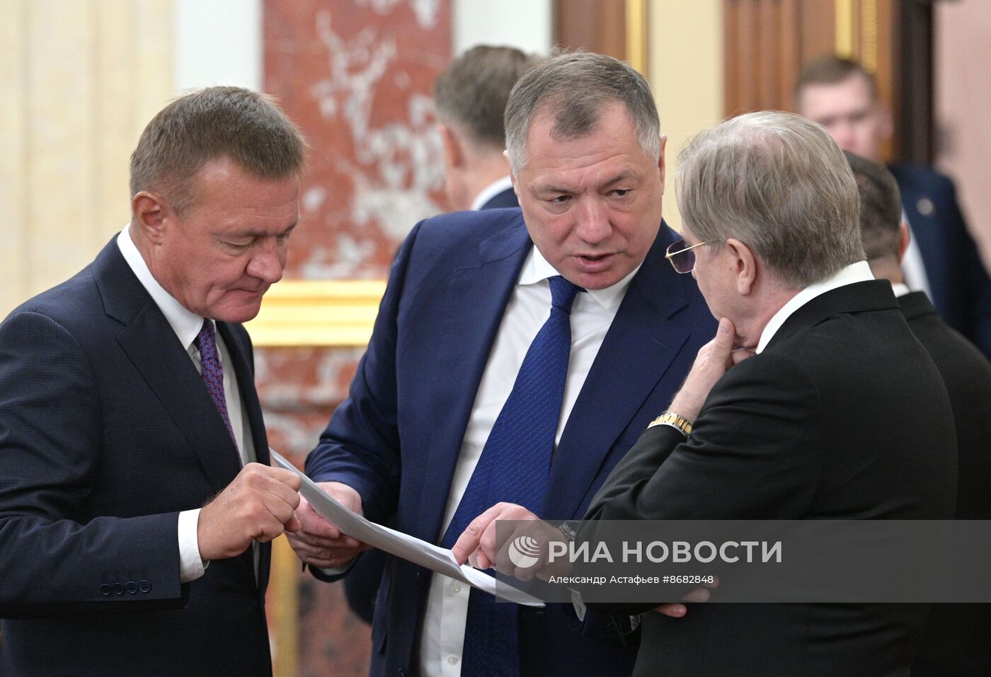 Первое заседание правительства РФ в новом составе