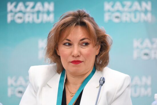 KAZANFORUM 2024. Россия-страны исламского мира: развития сотрудничества в области фармацевтики 