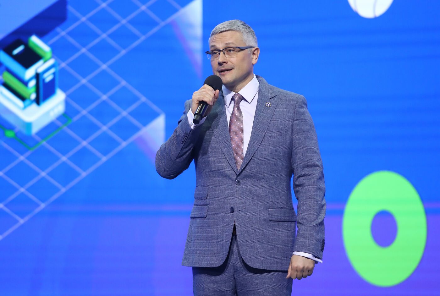 Выставка "Россия". Церемония награждения победителей конкурса "Знаешь? Научи"