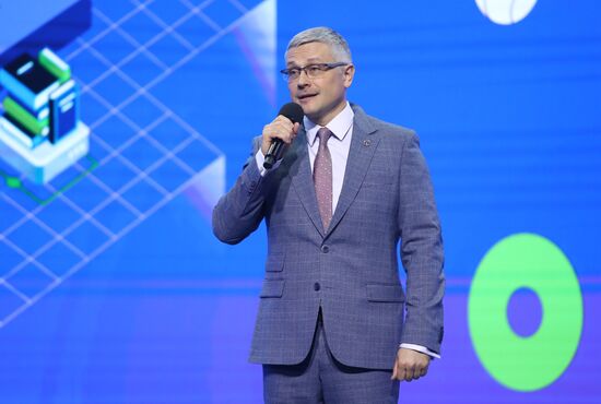 Выставка "Россия". Церемония награждения победителей конкурса "Знаешь? Научи"