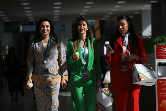 Работа форума "Россия - исламский мир: KAZANFORUM" 2024