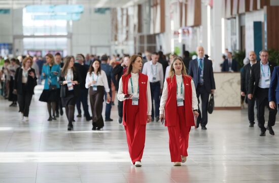 Работа форума "Россия - исламский мир: KAZANFORUM" 2024