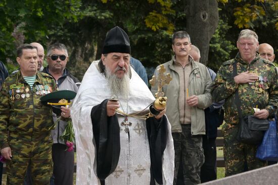 Митинг-молебен в Луганске по случаю годовщины начала вывода советских войск из Афганистана