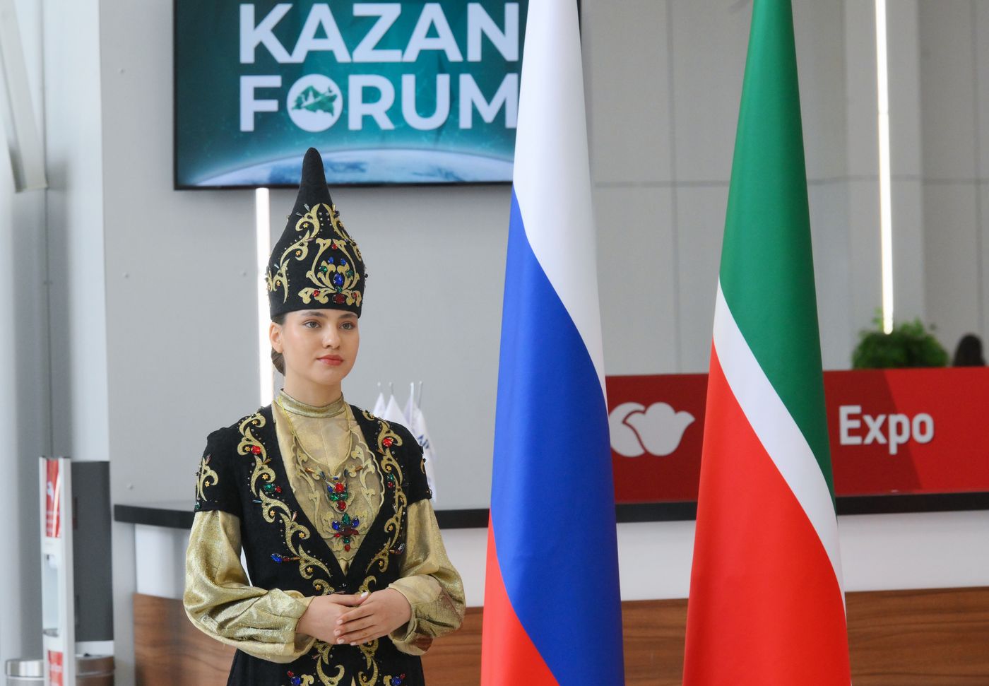 Работа форума "Россия - исламский мир: KAZANFORUM" 2024