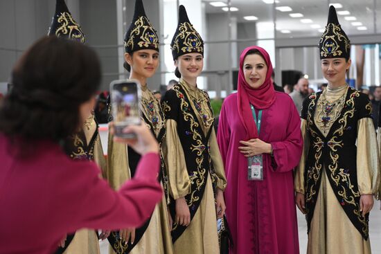 Работа форума "Россия - исламский мир: KAZANFORUM" 2024