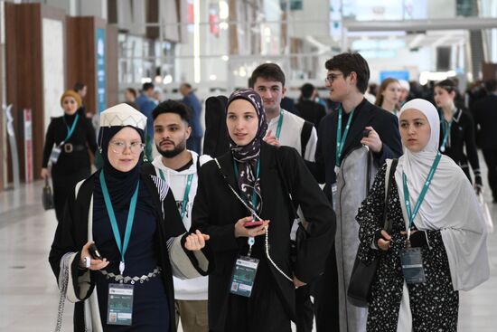 Работа форума "Россия - исламский мир: KAZANFORUM" 2024