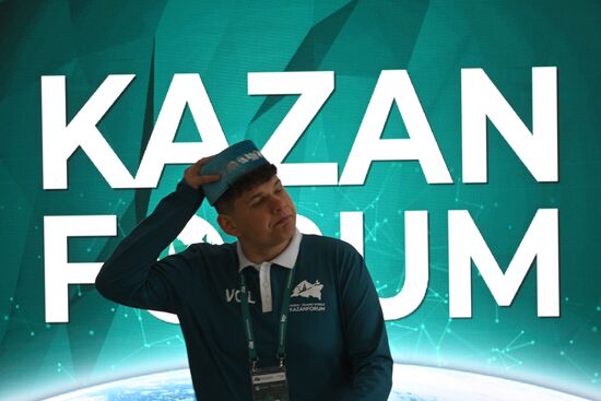 Работа форума "Россия - исламский мир: KAZANFORUM" 2024