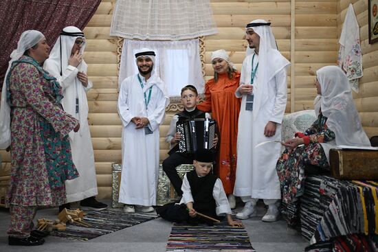 Работа форума "Россия - исламский мир: KAZANFORUM" 2024