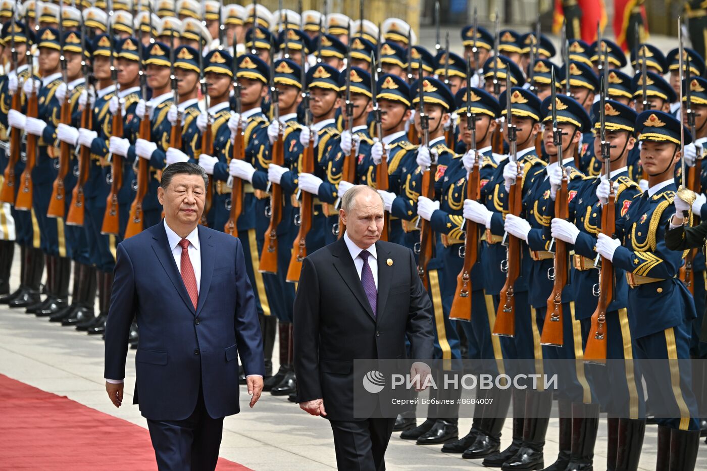 Президент РФ Владимир Путин прибыл в Китай с официальным визитом 