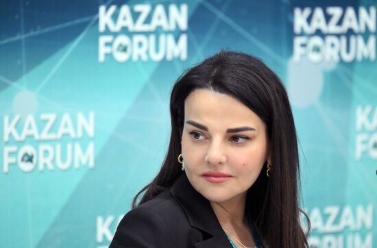 KAZANFORUM 2024. Внедрение принципов клиентоцентричности в государственное управление: опыт налоговых органов России и стран СНГ