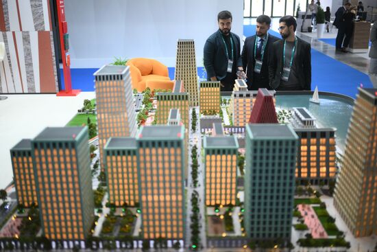 Работа форума "Россия - исламский мир: KAZANFORUM" 2024