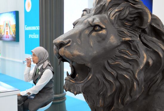 Работа форума "Россия - исламский мир: KAZANFORUM" 2024