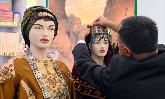 Работа форума "Россия - исламский мир: KAZANFORUM" 2024