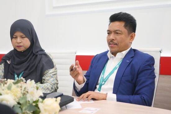 Работа форума "Россия - исламский мир: KAZANFORUM" 2024