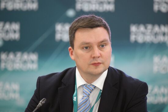 KAZANFORUM 2024. Пленарная сессия: "Гуманитарная дипломатия и дипломатия новых сфер" 