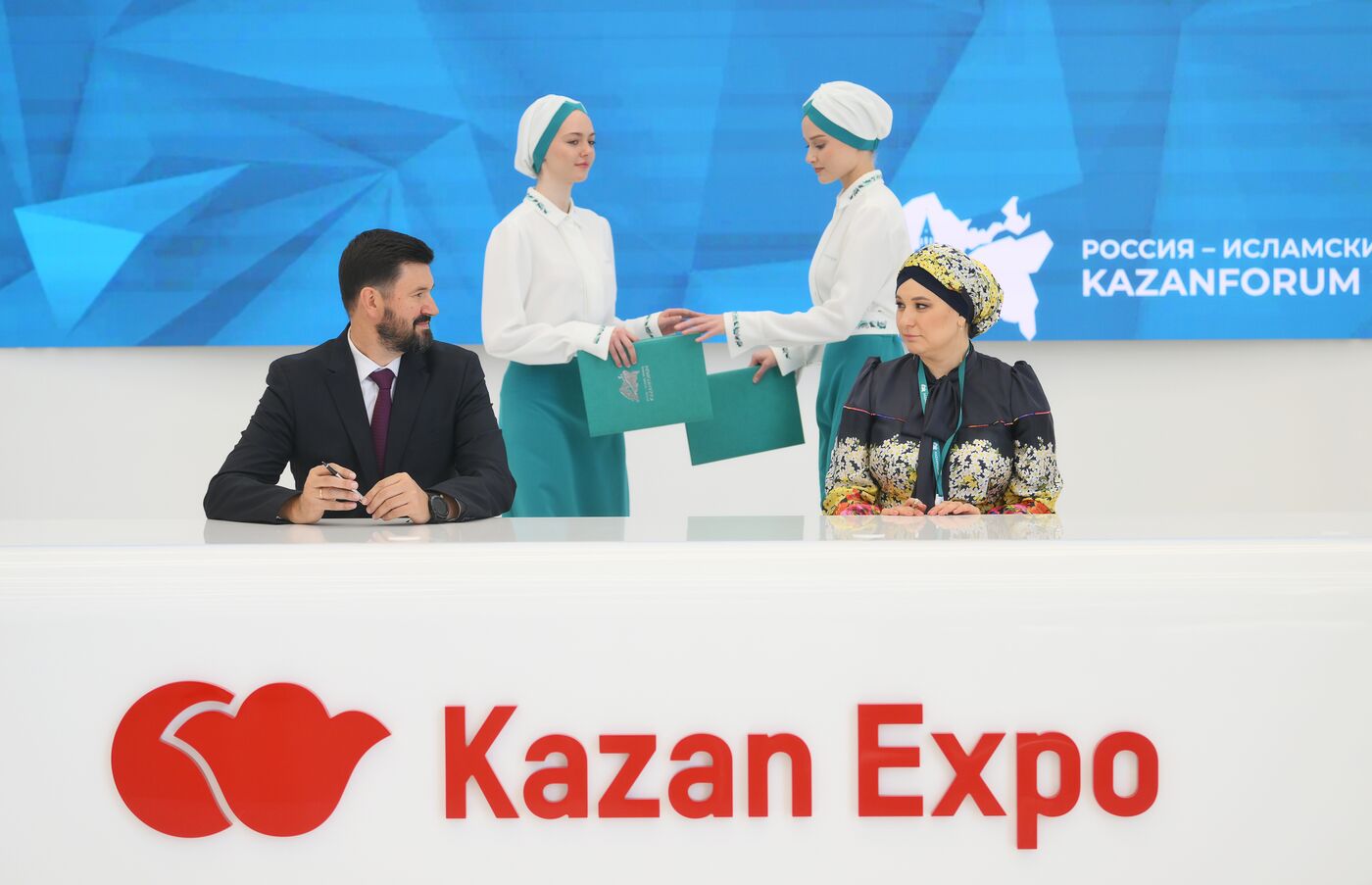 KAZANFORUM 2024. Подписания