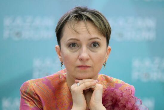 KAZANFORUM 2024. Пленарная сессия: "Гуманитарная дипломатия и дипломатия новых сфер" 