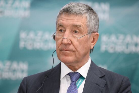 KAZANFORUM 2024. Пленарная сессия: "Гуманитарная дипломатия и дипломатия новых сфер" 