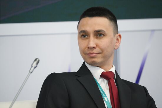 KAZANFORUM 2024. Презентация проекта Татлифт. Альянс семейного бизнеса & партнеров - драйвер устойчивого развития территорий и семейного дела