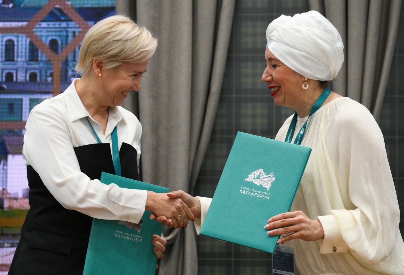 KAZANFORUM 2024. Подписания