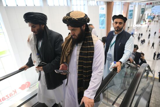 Работа форума "Россия - исламский мир: KAZANFORUM" 2024