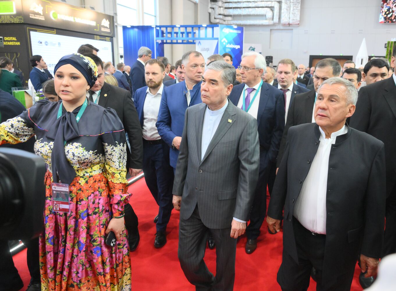 Работа форума "Россия - исламский мир: KAZANFORUM" 2024