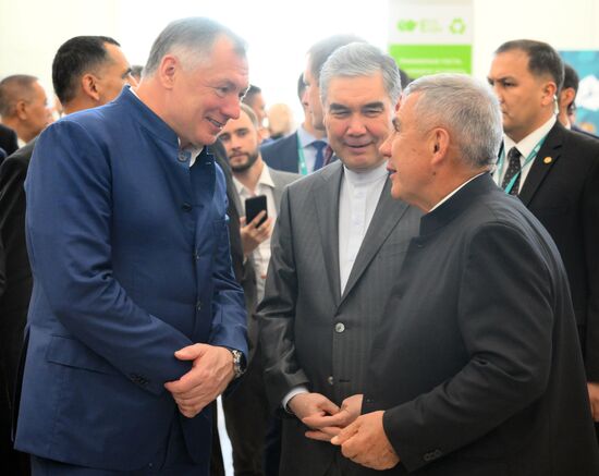 Работа форума "Россия - исламский мир: KAZANFORUM" 2024